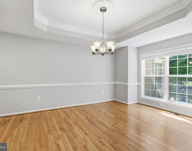 100 Spyglass Lane - Photo Thumbnail 7