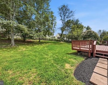 9571 Basilwood Drive - Photo Thumbnail 28