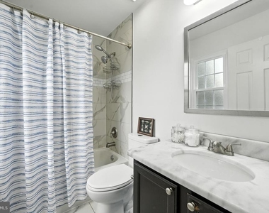 9571 Basilwood Drive - Photo Thumbnail 16