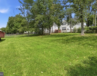 9571 Basilwood Drive - Photo Thumbnail 29