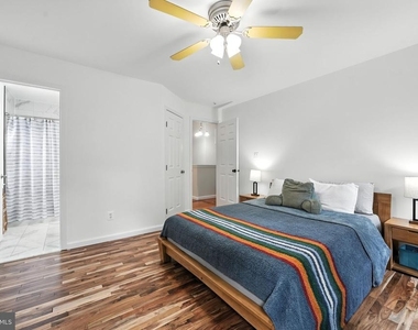 9571 Basilwood Drive - Photo Thumbnail 15
