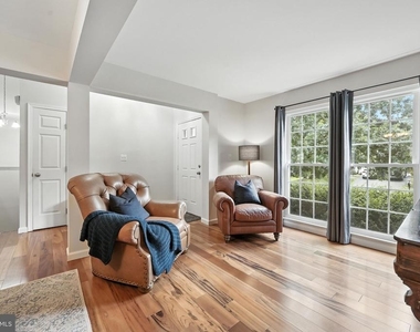 9571 Basilwood Drive - Photo Thumbnail 4