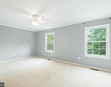 10126 Copeland Drive - Photo Thumbnail 13