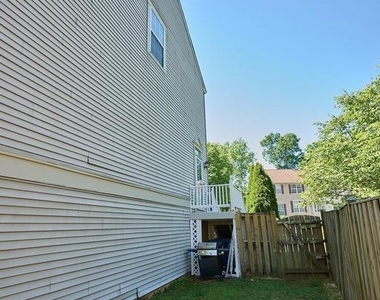 46760 Hobblebush Terrace - Photo Thumbnail 23