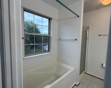 46760 Hobblebush Terrace - Photo Thumbnail 34