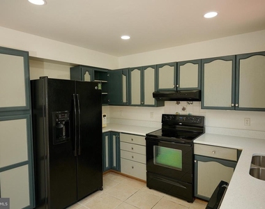 46760 Hobblebush Terrace - Photo Thumbnail 3