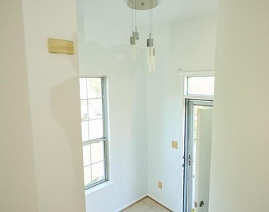 46760 Hobblebush Terrace - Photo Thumbnail 1