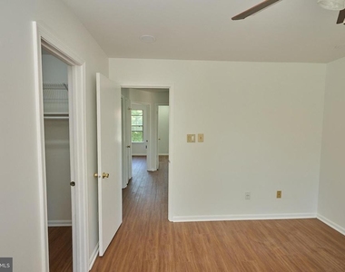 46760 Hobblebush Terrace - Photo Thumbnail 13