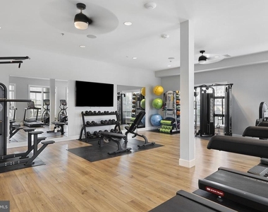 42623 Nubbins Terrace - Photo Thumbnail 38