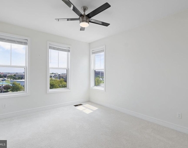 42623 Nubbins Terrace - Photo Thumbnail 26