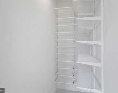 42623 Nubbins Terrace - Photo Thumbnail 23