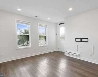 42623 Nubbins Terrace - Photo Thumbnail 3
