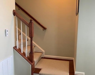 45954 Iron Oak Terrace - Photo Thumbnail 35
