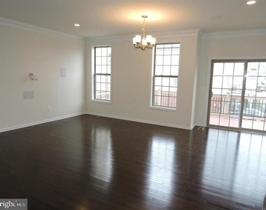 43112 India Wharf Square - Photo Thumbnail 6