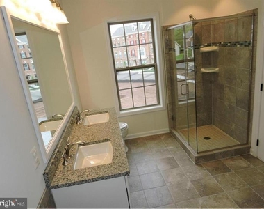 43112 India Wharf Square - Photo Thumbnail 5