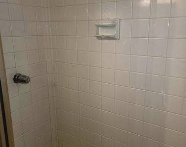2226 Castle Rock Square - Photo Thumbnail 12
