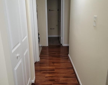 2226 Castle Rock Square - Photo Thumbnail 15