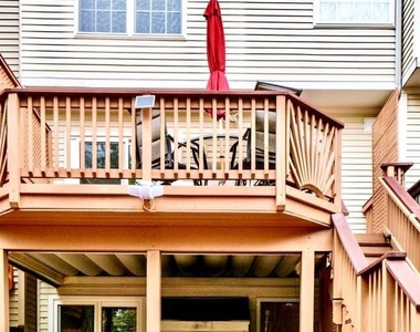 7372 Ardglass Drive - Photo Thumbnail 40