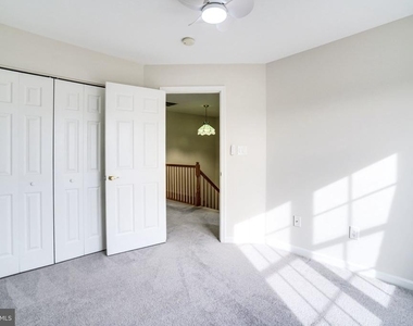 7372 Ardglass Drive - Photo Thumbnail 31