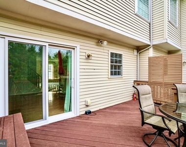 7372 Ardglass Drive - Photo Thumbnail 23