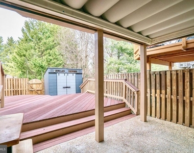 7372 Ardglass Drive - Photo Thumbnail 38