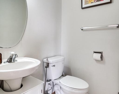 7372 Ardglass Drive - Photo Thumbnail 14