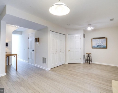 7372 Ardglass Drive - Photo Thumbnail 6