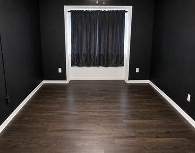 7901 Casa Grande Place - Photo Thumbnail 7