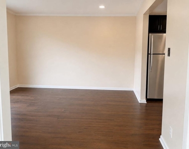 7901 Casa Grande Place - Photo Thumbnail 2