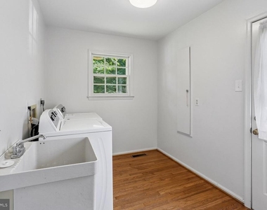 903 Ridge Drive - Photo Thumbnail 24