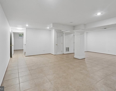 903 Ridge Drive - Photo Thumbnail 37