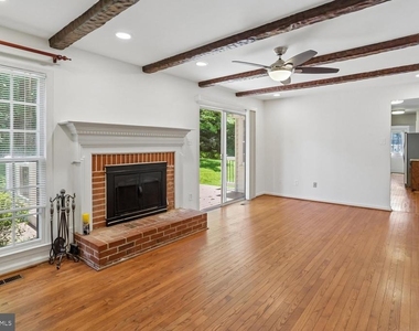 903 Ridge Drive - Photo Thumbnail 14