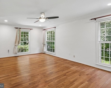 903 Ridge Drive - Photo Thumbnail 8