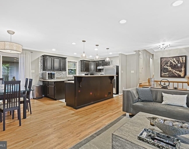 1008 Park Street Se - Photo Thumbnail 10