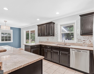 1008 Park Street Se - Photo Thumbnail 43