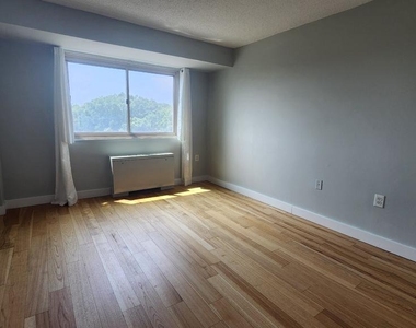 2500 N Van Dorn Street - Photo Thumbnail 21