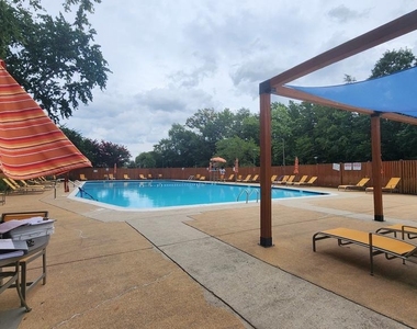 2500 N Van Dorn Street - Photo Thumbnail 6