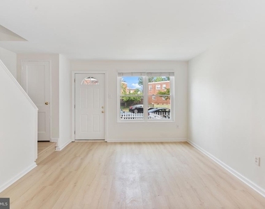 3727 Mark Drive - Photo Thumbnail 6