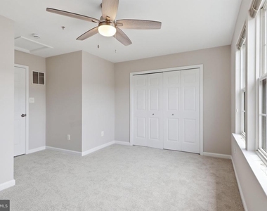 986 Harrison Circle - Photo Thumbnail 19