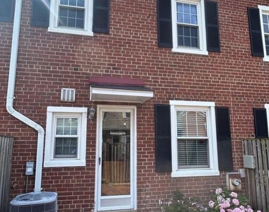 4672 36th Street S - Photo Thumbnail 1