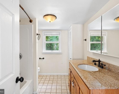4447 Baker Street - Photo Thumbnail 11