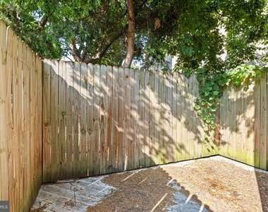 4447 Baker Street - Photo Thumbnail 12