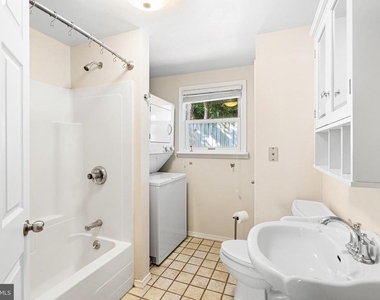 4447 Baker Street - Photo Thumbnail 7