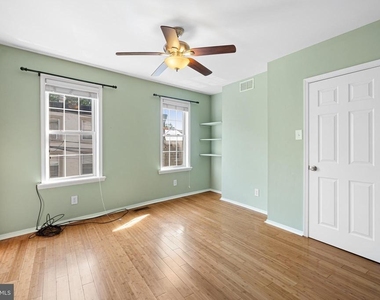 4447 Baker Street - Photo Thumbnail 6
