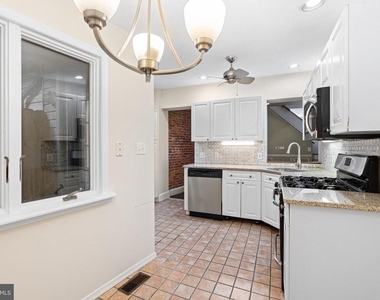 4447 Baker Street - Photo Thumbnail 5