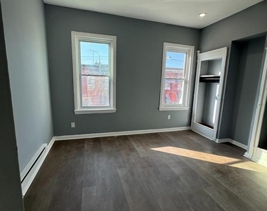 2535 N 8th Street - Photo Thumbnail 2