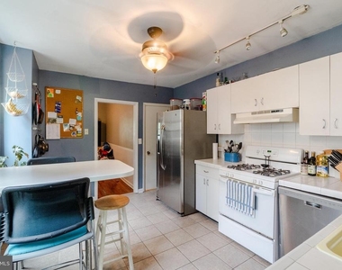 456 Lyceum Avenue - Photo Thumbnail 9