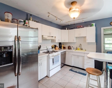 456 Lyceum Avenue - Photo Thumbnail 8