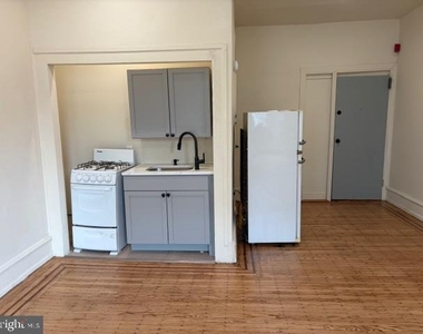 4232 Chestnut Street - Photo Thumbnail 4