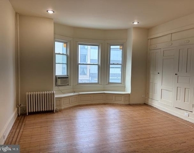 4232 Chestnut Street - Photo Thumbnail 2